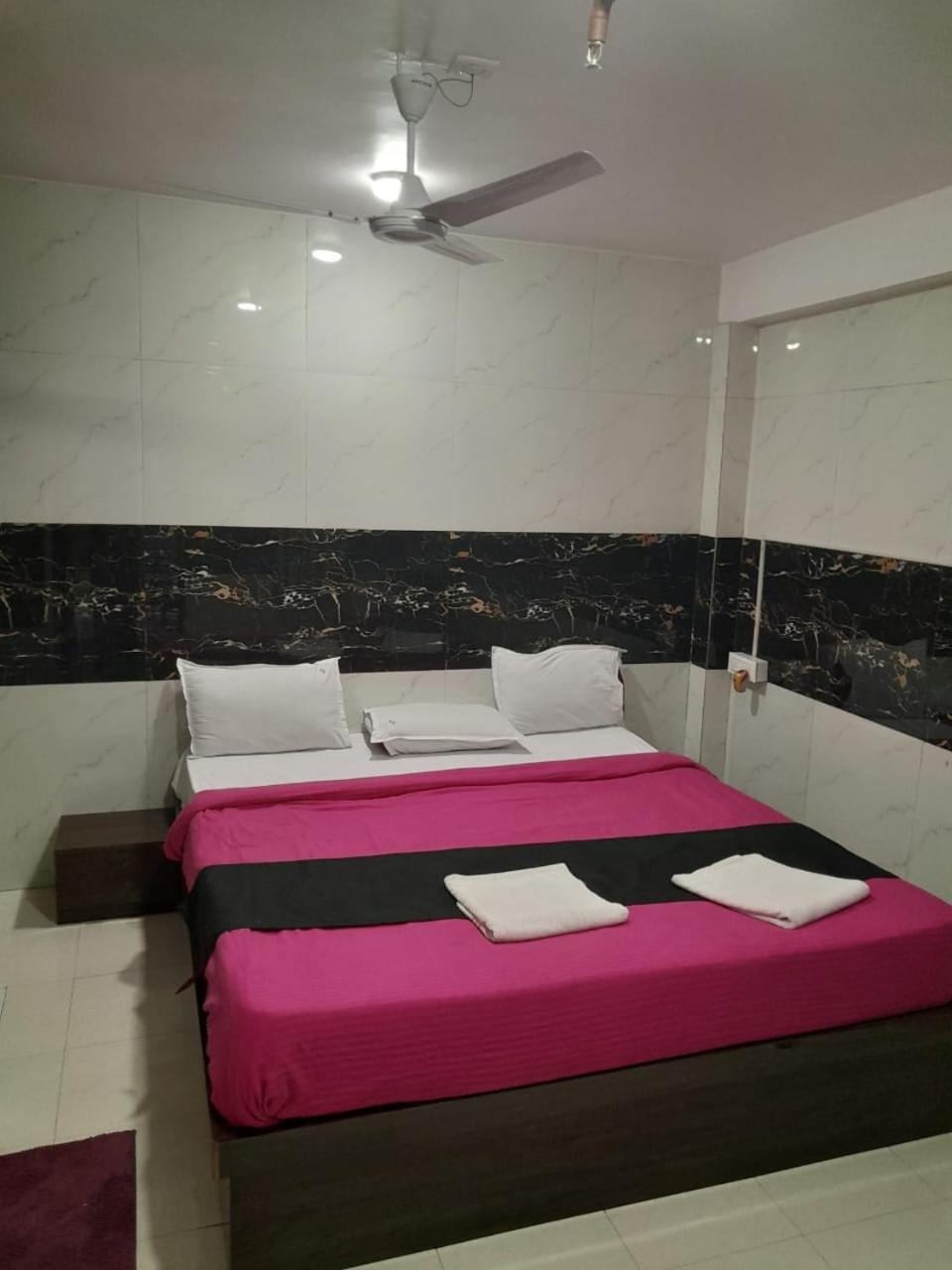 Hotel Silver Resort Daman Exterior foto