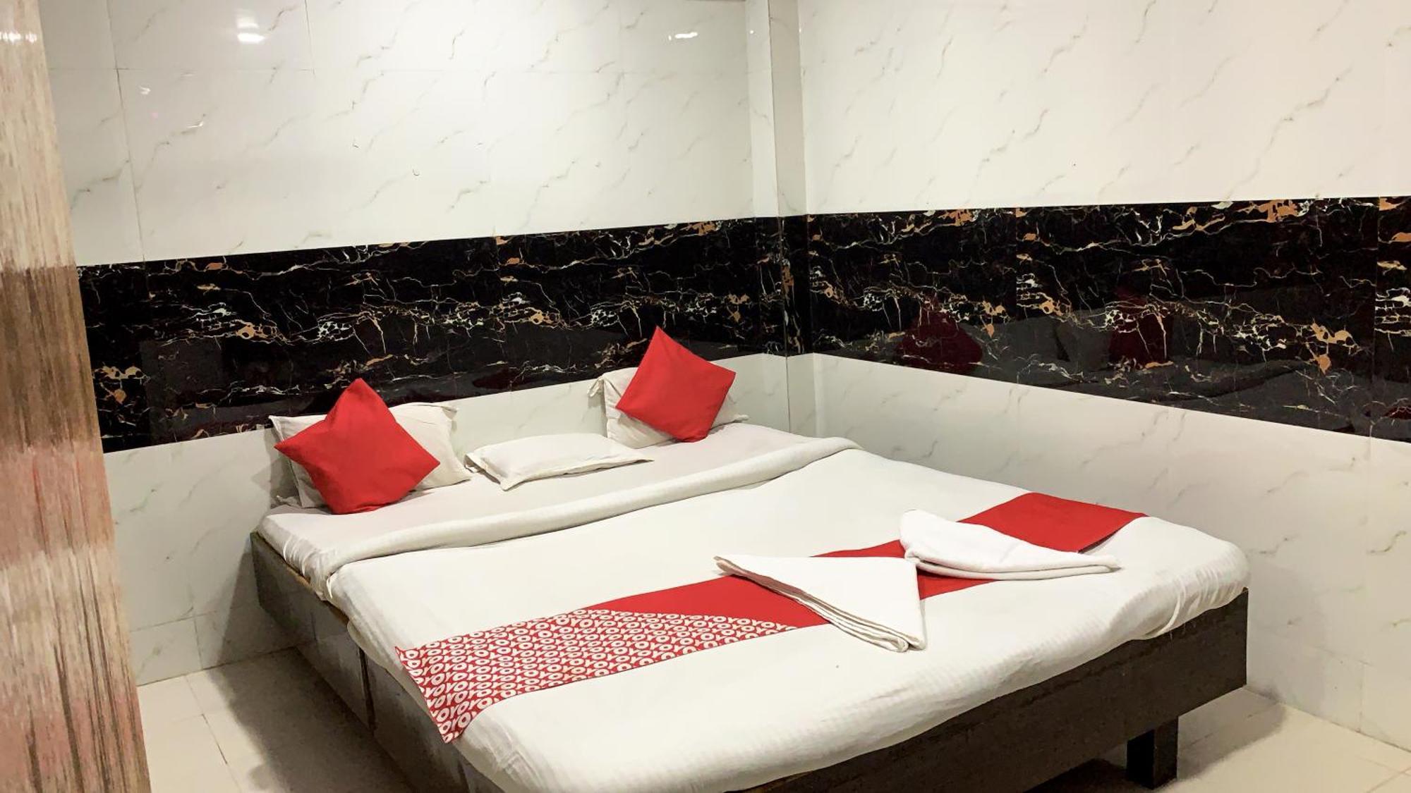 Hotel Silver Resort Daman Exterior foto