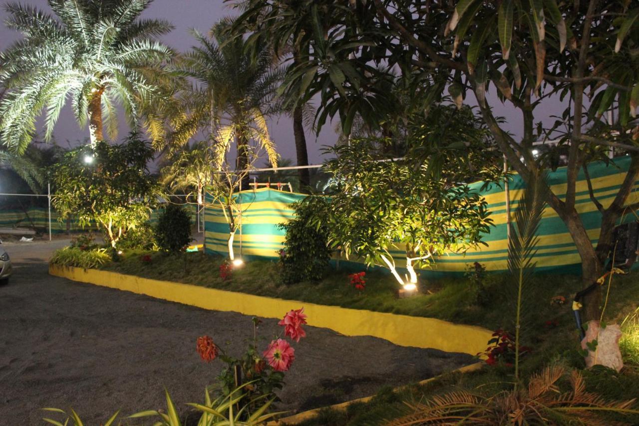 Hotel Silver Resort Daman Exterior foto